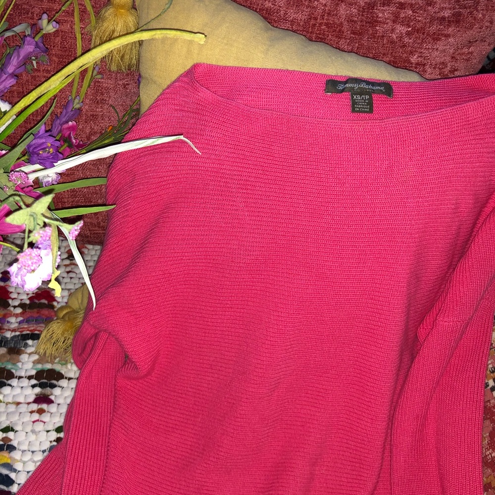 Tommy Bahama pink knit sweater